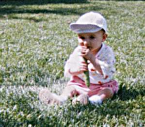 Leon dans l'herbe
